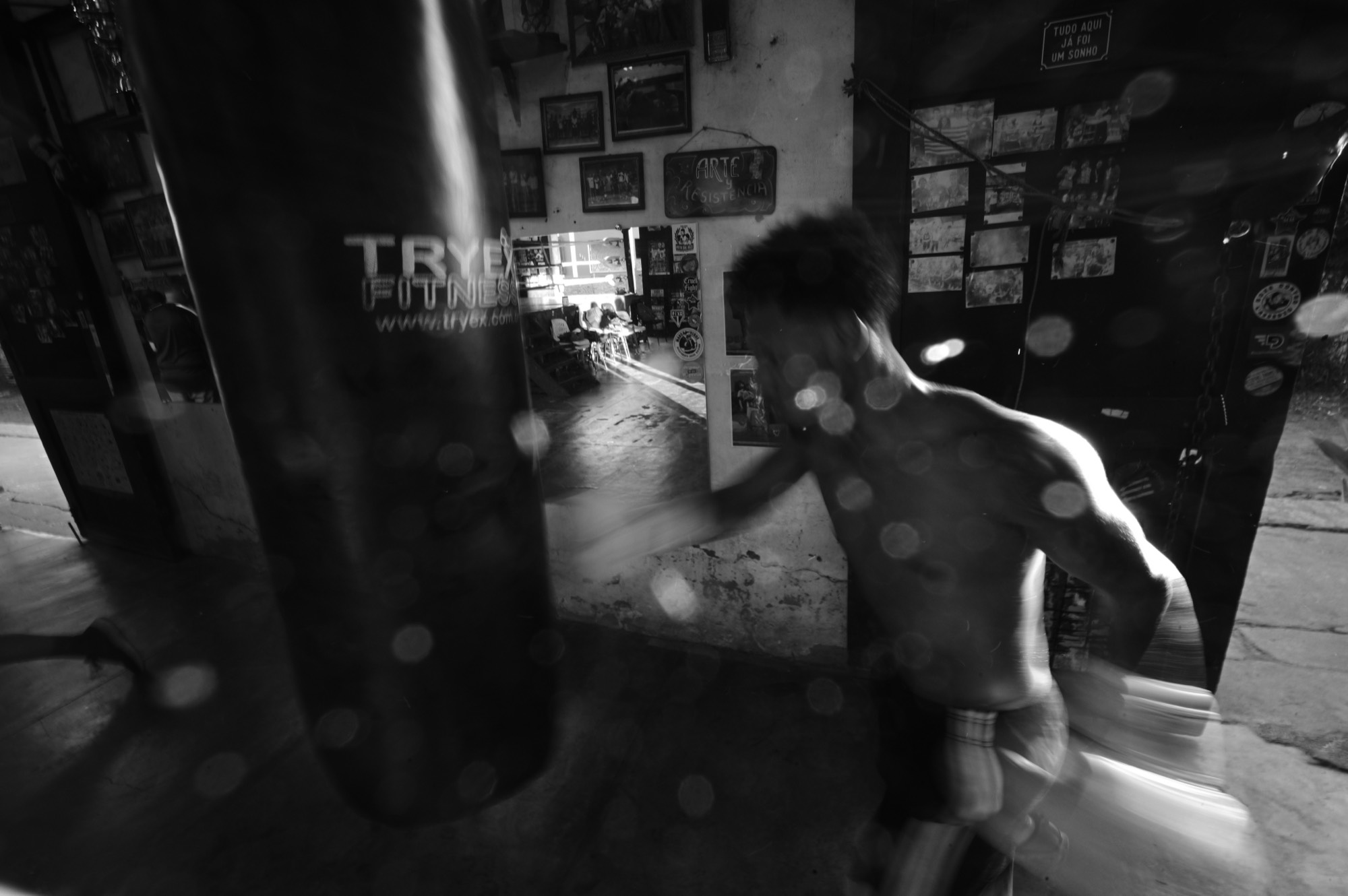 MMBOXE 12